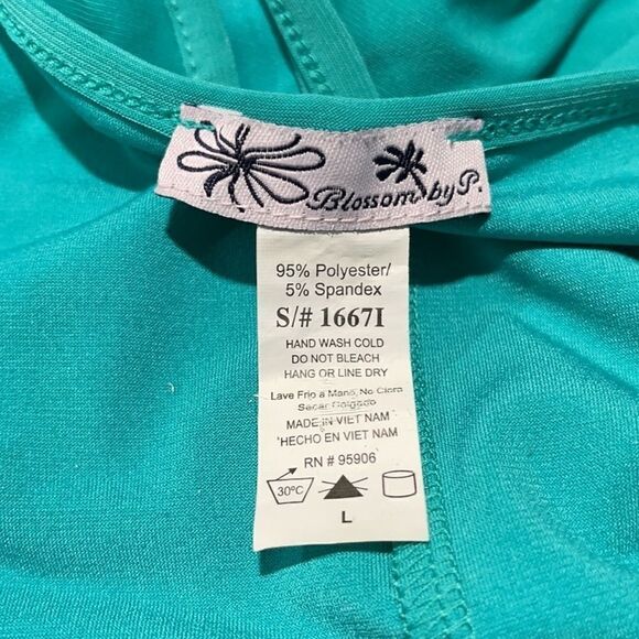 𝅺blossom By P Embellished Cold Shoulder Tunic Sz L - Picture 11 of 11